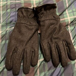 NWT Goodfellow tech touch winter gloves.